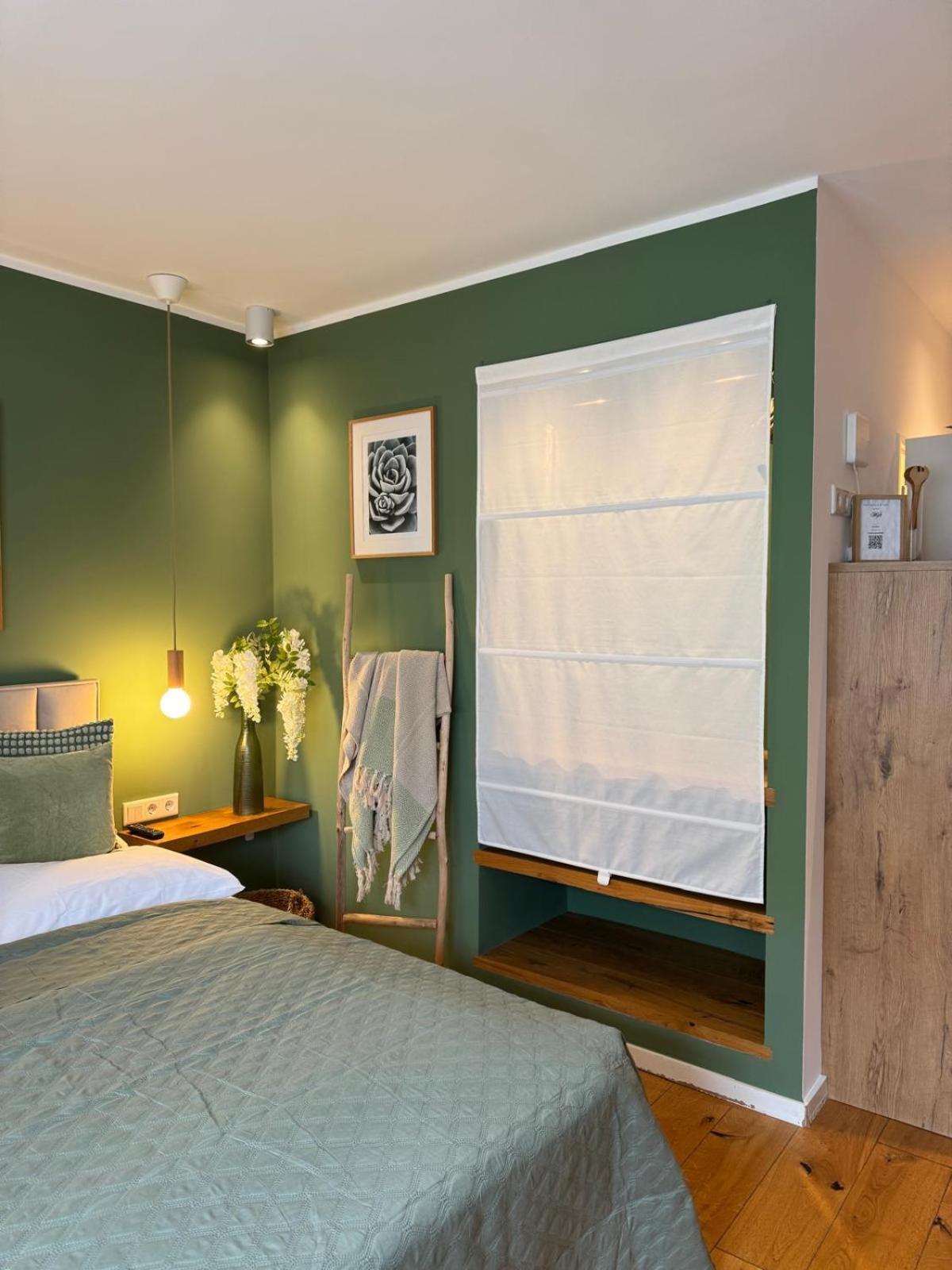 Nettes In Duesseldorf-derendorf - Stylisch + Gemuetlich Appartement